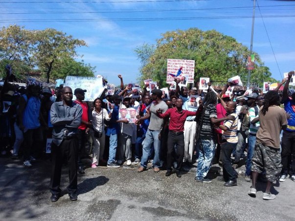 _3-20-17_Aristide supporters#1